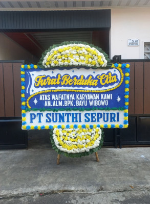 Papan Bunga Duka di Datuk Bandar