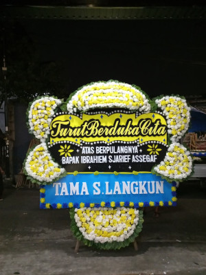 Papan Bunga Duka di Datuk Bandar