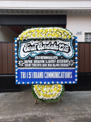 Papan Bunga Duka di Datuk Bandar